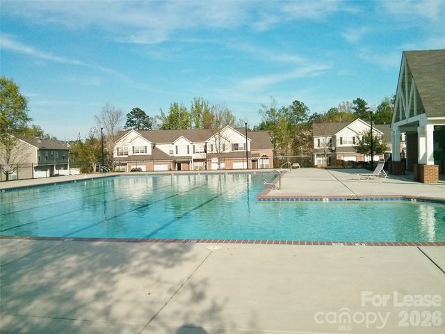2910 Bridgeville Lane, Charlotte, NC 28262