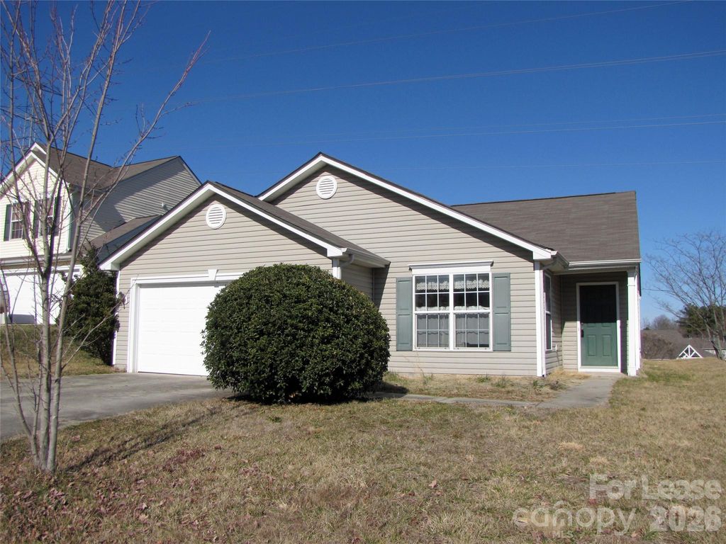 2910 Bridgeville Lane, Charlotte, NC 28262