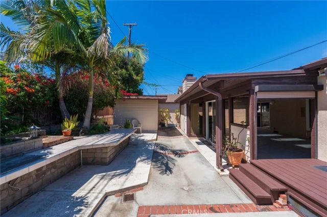 4626 Greenmeadows Avenue, Torrance, CA 90505