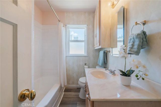 4626 Greenmeadows Avenue, Torrance, CA 90505