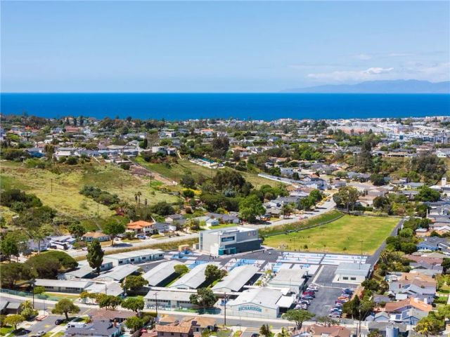 4626 Greenmeadows Avenue, Torrance, CA 90505