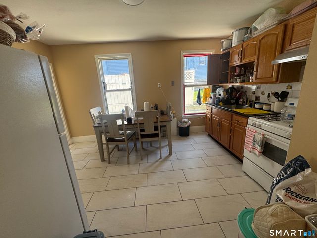 164 Coleman Street, Bridgeport, CT 06605