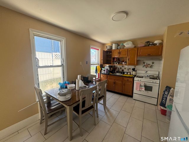 164 Coleman Street, Bridgeport, CT 06605