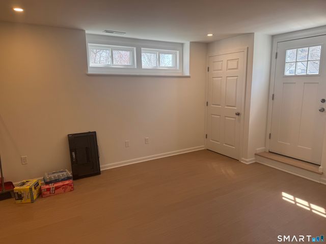 164 Coleman Street, Bridgeport, CT 06605