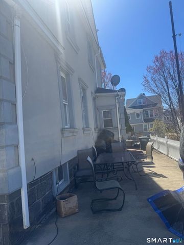 164 Coleman Street, Bridgeport, CT 06605