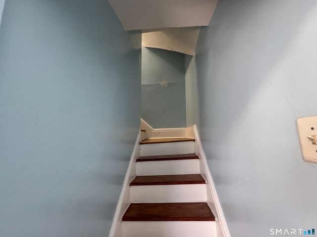 164 Coleman Street, Bridgeport, CT 06605