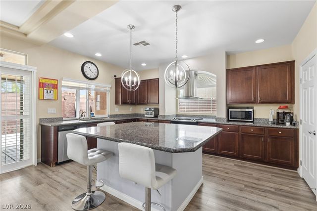 8194 Duncan Peak Court, Las Vegas, NV 89139