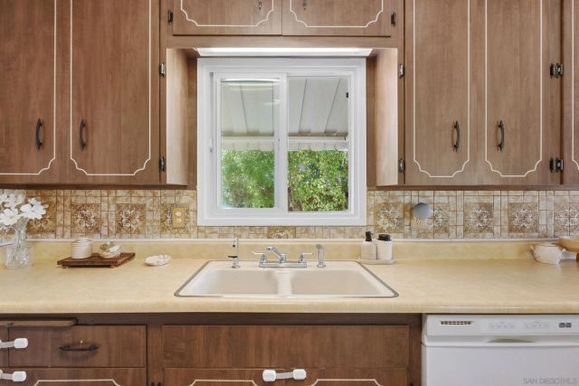 6832 Cartwright, San Diego, CA 92120