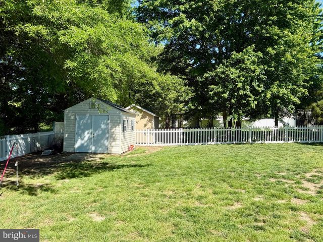 20809 MIDDLEGATE DR, Lexington Park, MD 20653