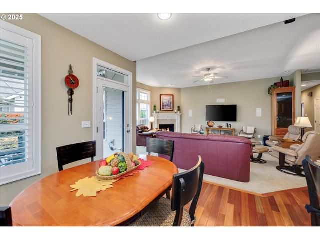 1346 Ne 16TH Ave, Canby, OR 97013