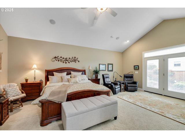 1346 Ne 16TH Ave, Canby, OR 97013