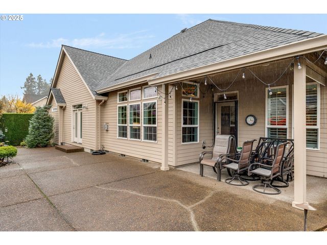 1346 Ne 16TH Ave, Canby, OR 97013