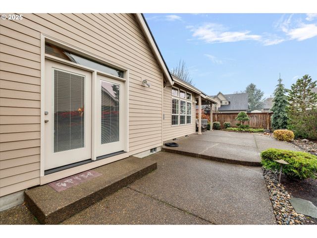 1346 Ne 16TH Ave, Canby, OR 97013