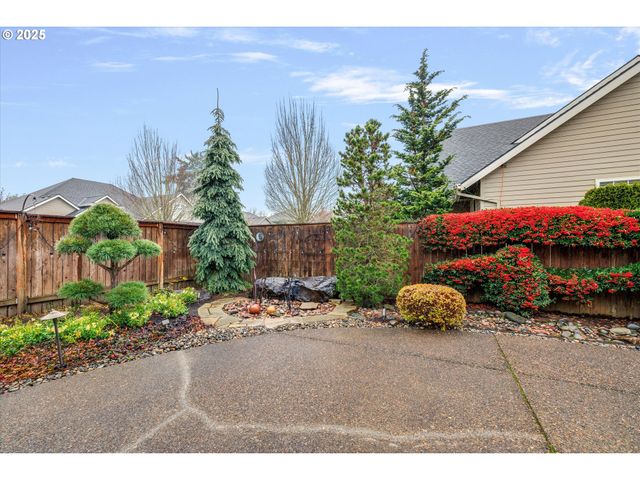 1346 Ne 16TH Ave, Canby, OR 97013