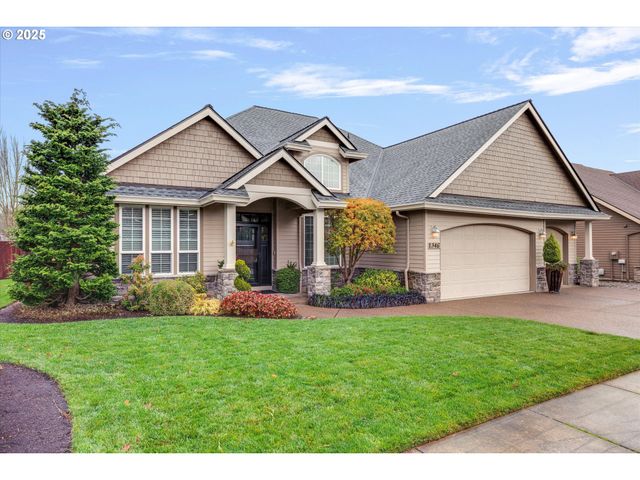 1346 Ne 16TH Ave, Canby, OR 97013