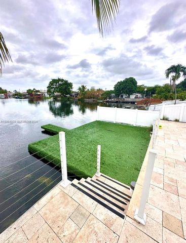 2431 SW 58th Mnr 1-2, Dania Beach, FL 33312