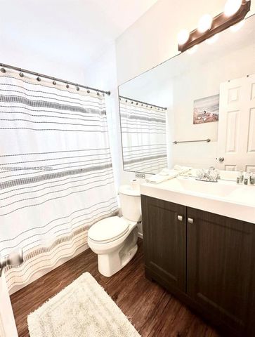 2431 SW 58th Mnr 1-2, Dania Beach, FL 33312