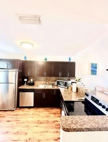 2431 SW 58th Mnr 1-2, Dania Beach, FL 33312