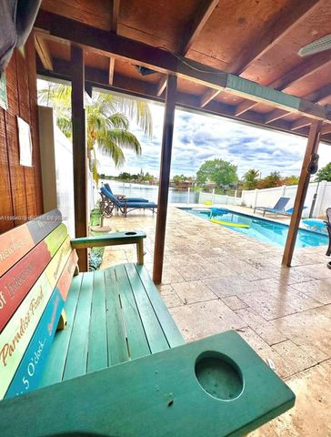 2431 SW 58th Mnr 1-2, Dania Beach, FL 33312