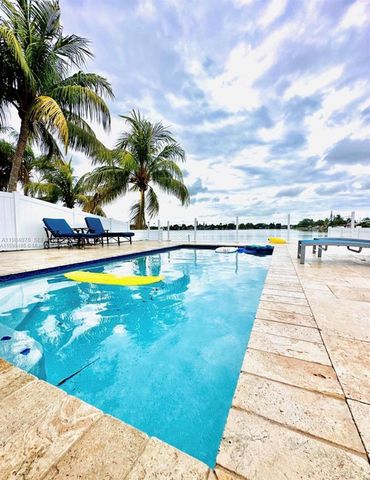 2431 SW 58th Mnr 1-2, Dania Beach, FL 33312