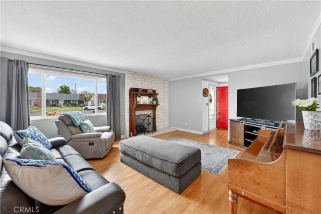 2789 E Oshkosh, Anaheim, CA 92806
