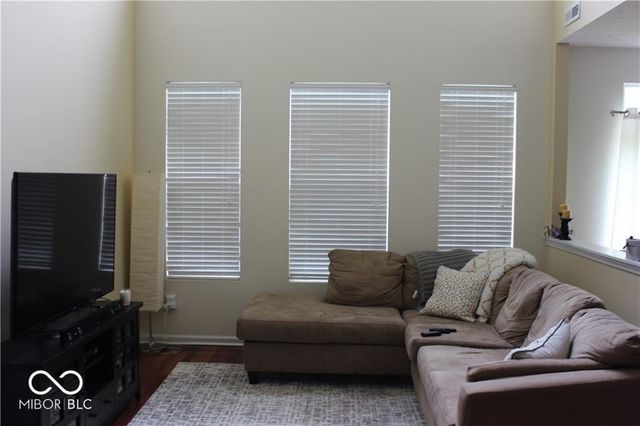 5664 Polk Drive, Noblesville, IN 46062