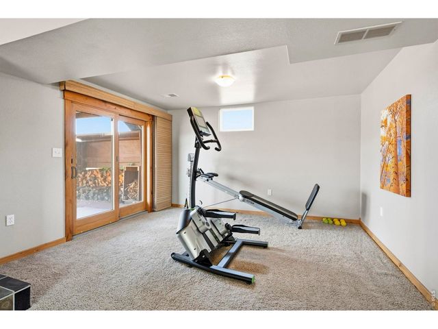 7513 Leslie Dr, Loveland, CO 80537