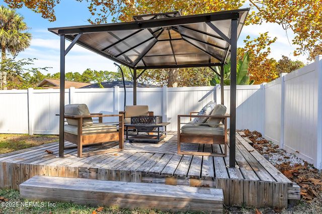 55 PALMWOOD Drive, Palm Coast, FL 32164