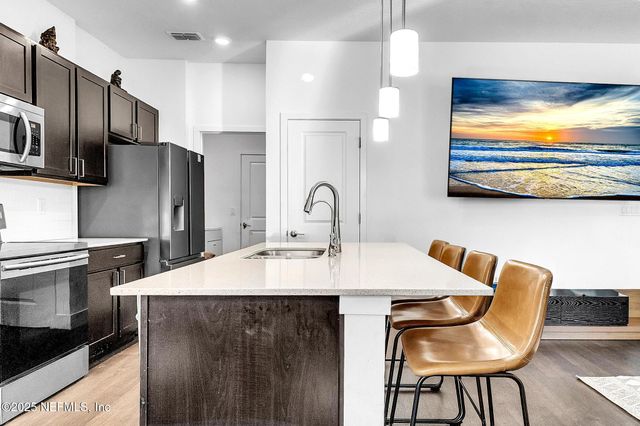 55 PALMWOOD Drive, Palm Coast, FL 32164