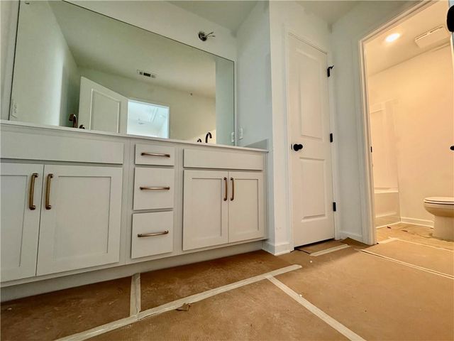 5553 Coalie Trace, Flowery Branch, GA 30542