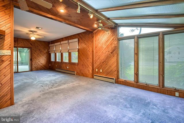 309 CANDLE LIGHT DR, Camp Hill, PA 17011