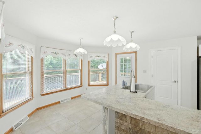 199 Braxton Ridge Road, Amherst, VA 24521