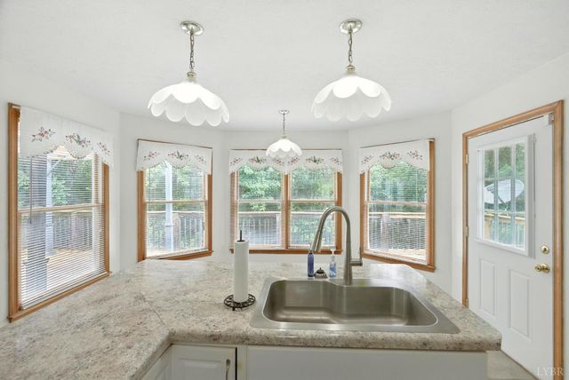 199 Braxton Ridge Road, Amherst, VA 24521