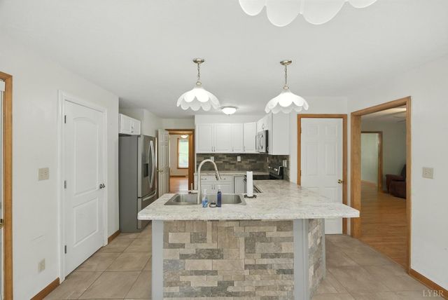 199 Braxton Ridge Road, Amherst, VA 24521