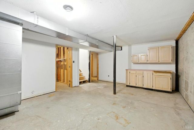 199 Braxton Ridge Road, Amherst, VA 24521
