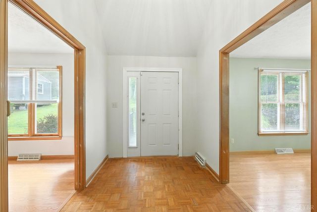 199 Braxton Ridge Road, Amherst, VA 24521