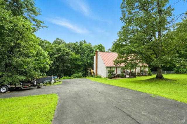 199 Braxton Ridge Road, Amherst, VA 24521