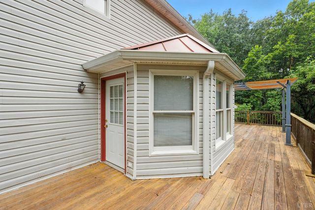199 Braxton Ridge Road, Amherst, VA 24521