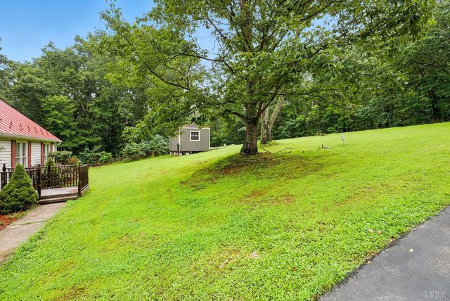 199 Braxton Ridge Road, Amherst, VA 24521