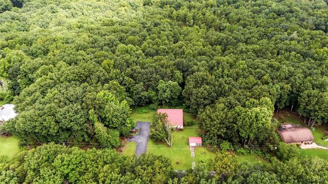 199 Braxton Ridge Road, Amherst, VA 24521