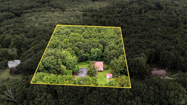 199 Braxton Ridge Road, Amherst, VA 24521