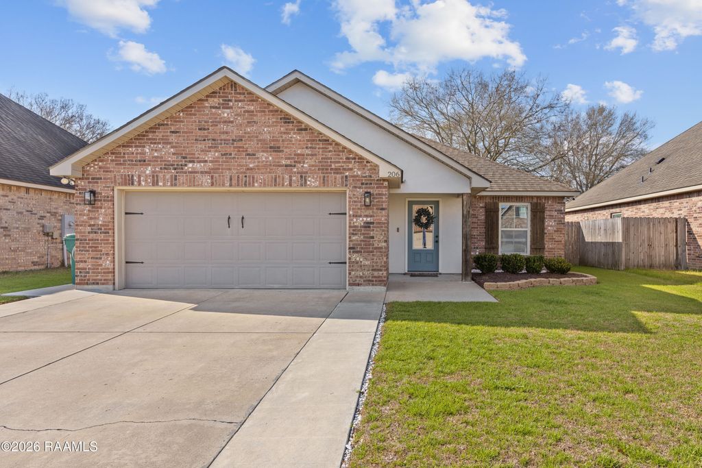 206 Rocky Ridge Street, Youngsville, LA 70592