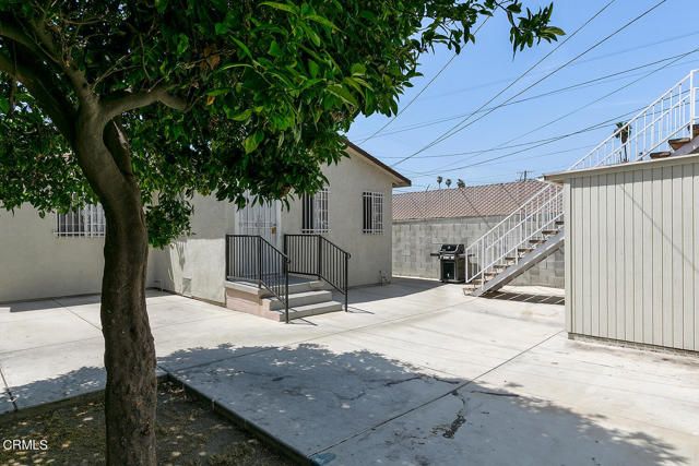 5321 Denker Avenue, Los Angeles, CA 90062
