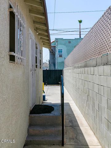 5321 Denker Avenue, Los Angeles, CA 90062