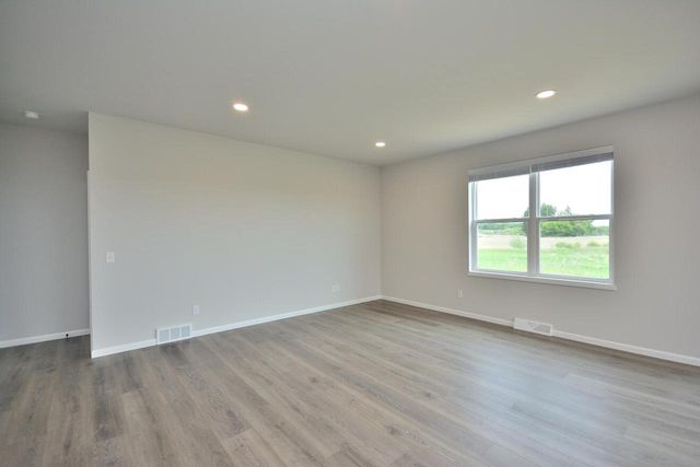 1076 Elderberry ROAD, Oconomowoc, WI 53066