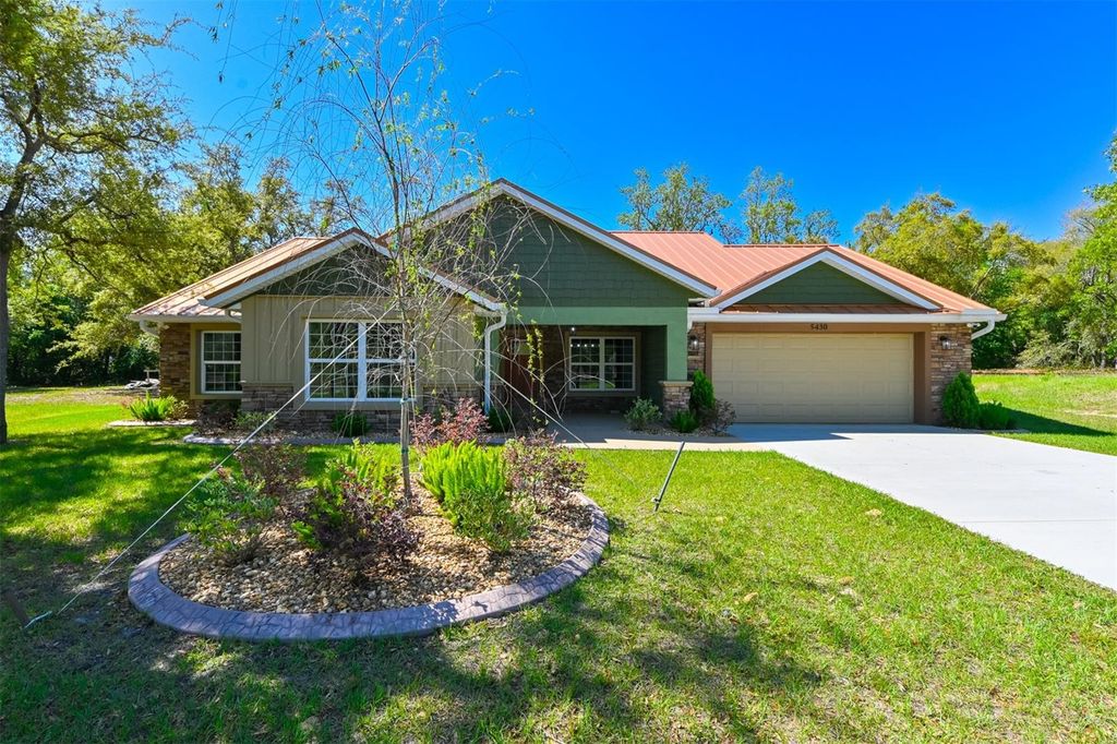 Image 1 of property listing at 5430 W TORTUGA LOOP, Lecanto, FL 34461