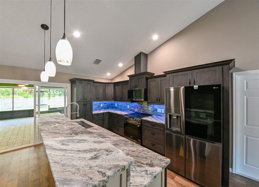 Image 5 of property listing at 5430 W TORTUGA LOOP, Lecanto, FL 34461