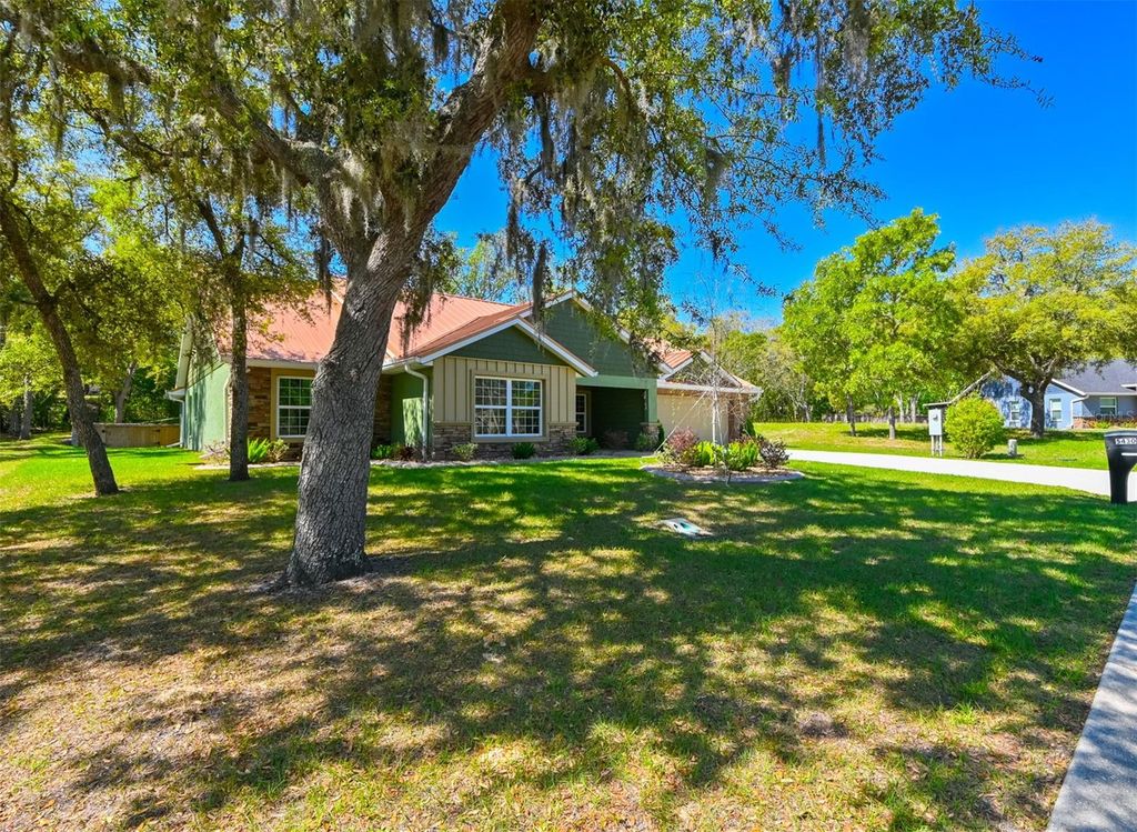 Image 42 of property listing at 5430 W TORTUGA LOOP, Lecanto, FL 34461