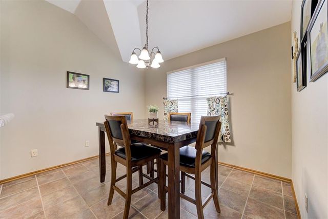 2866 Faint Ridge Way NE, Piedmont, OK 73078