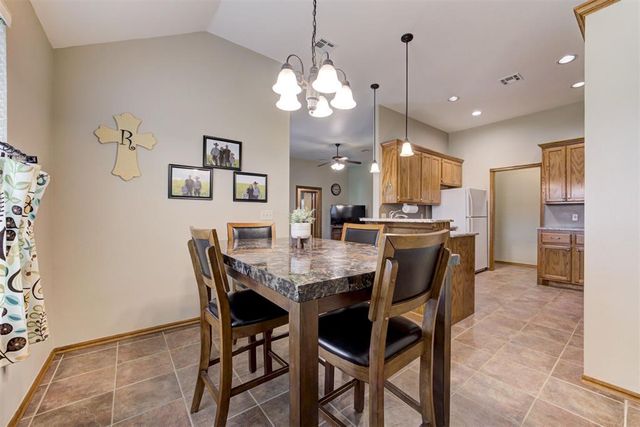 2866 Faint Ridge Way NE, Piedmont, OK 73078